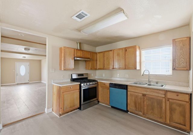 2411 Leffingwell Street, Houston, TX 77026