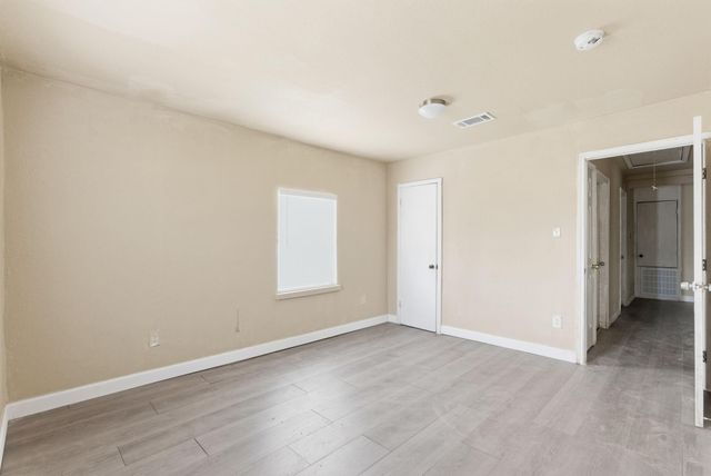 2411 Leffingwell Street, Houston, TX 77026