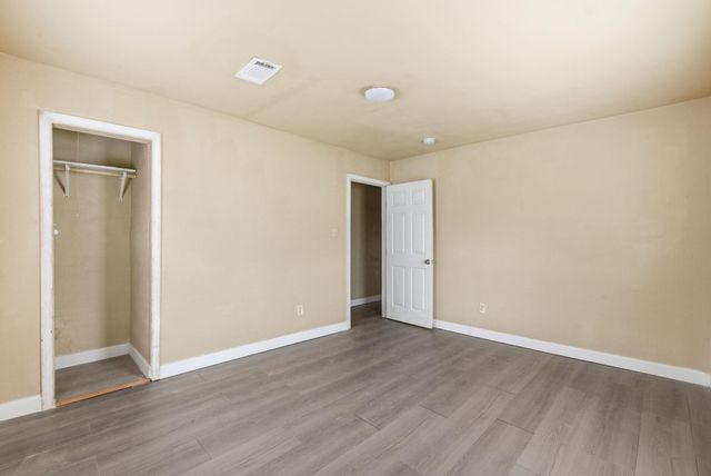 2411 Leffingwell Street, Houston, TX 77026