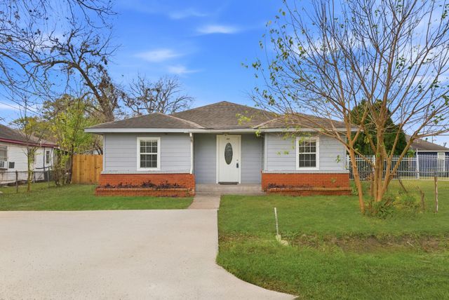 2411 Leffingwell Street, Houston, TX 77026