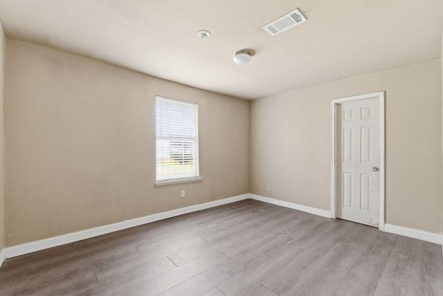 2411 Leffingwell Street, Houston, TX 77026