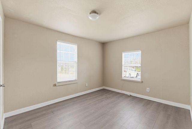 2411 Leffingwell Street, Houston, TX 77026