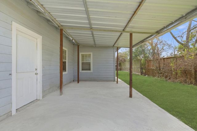 2411 Leffingwell Street, Houston, TX 77026