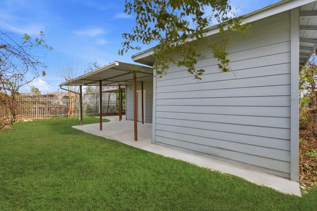 2411 Leffingwell Street, Houston, TX 77026