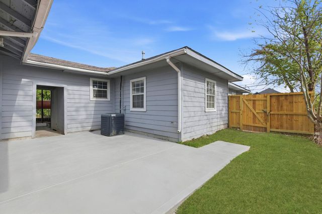 2411 Leffingwell Street, Houston, TX 77026
