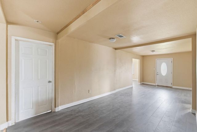 2411 Leffingwell Street, Houston, TX 77026