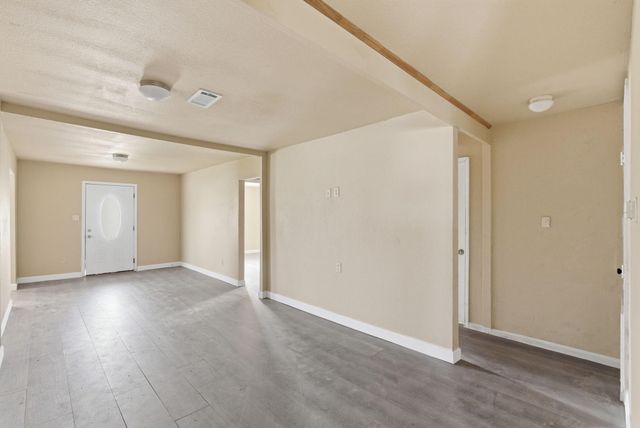 2411 Leffingwell Street, Houston, TX 77026