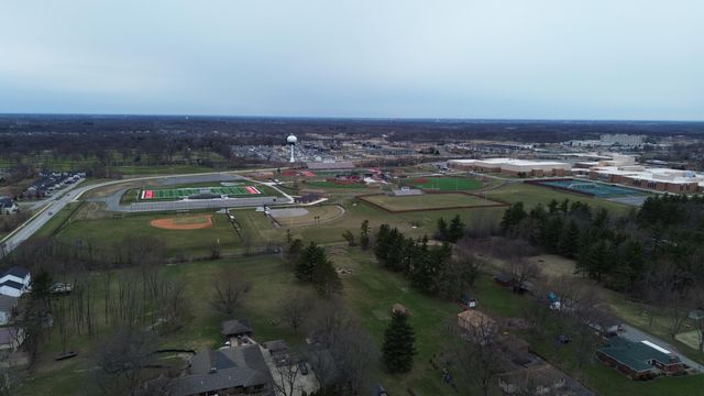 12819 Grant Street, Crown Point, IN 46307