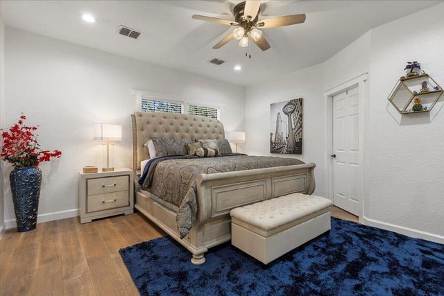 376 Alta Vista DR, Bastrop, TX 78602