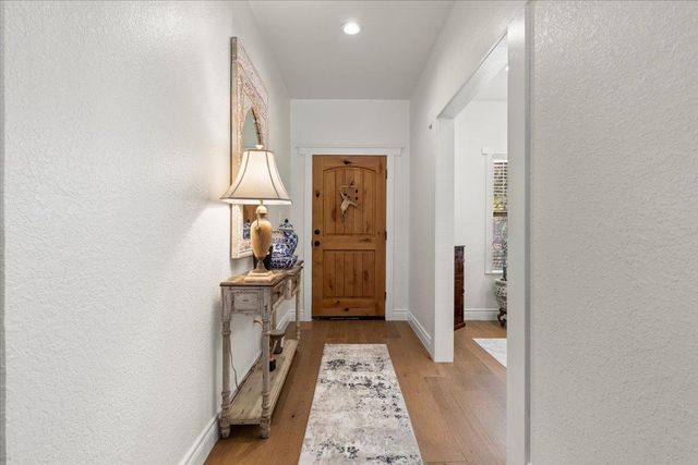 376 Alta Vista DR, Bastrop, TX 78602