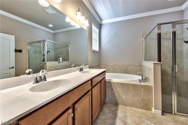 13546 Messino CT, Estero, FL 33928