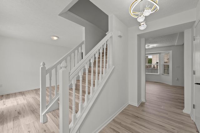 1414 Halfhill Way, Columbus, OH 43207