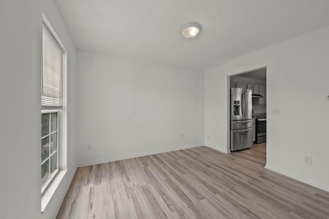 1414 Halfhill Way, Columbus, OH 43207