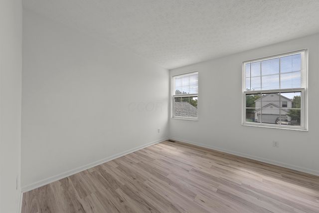 1414 Halfhill Way, Columbus, OH 43207