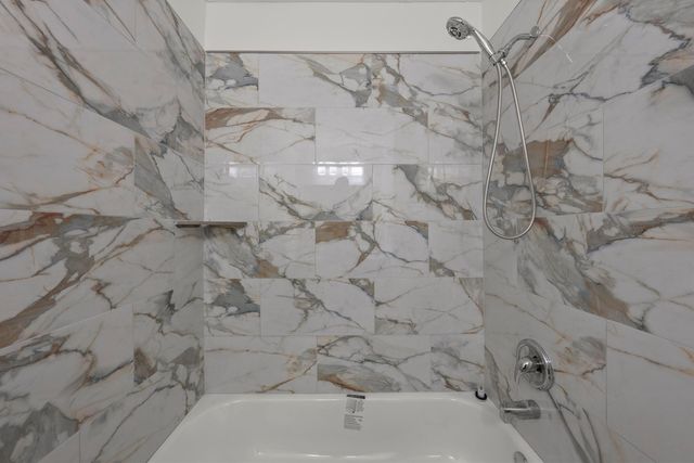 1414 Halfhill Way, Columbus, OH 43207