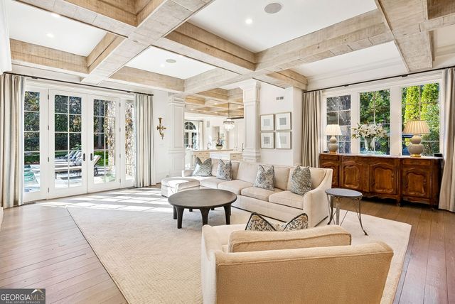 675 W Paces Ferry Road NW 13, Atlanta, GA 30327