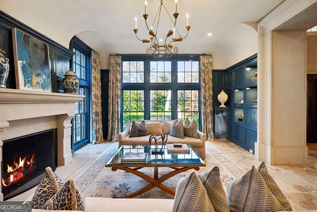 675 W Paces Ferry Road NW 13, Atlanta, GA 30327