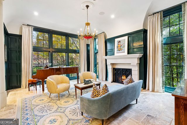 675 W Paces Ferry Road NW 13, Atlanta, GA 30327