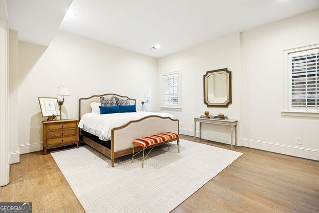 675 W Paces Ferry Road NW 13, Atlanta, GA 30327