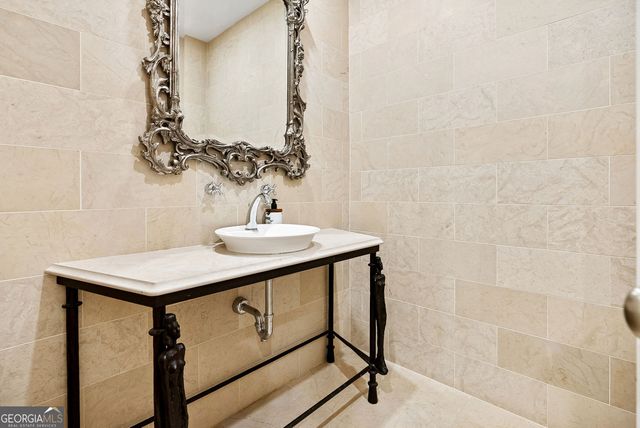 675 W Paces Ferry Road NW 13, Atlanta, GA 30327