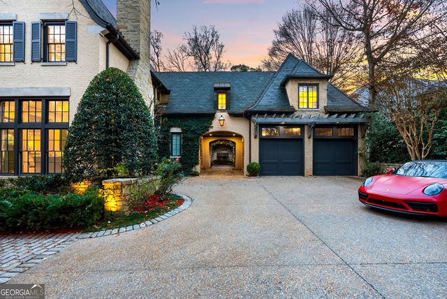 675 W Paces Ferry Road NW 13, Atlanta, GA 30327