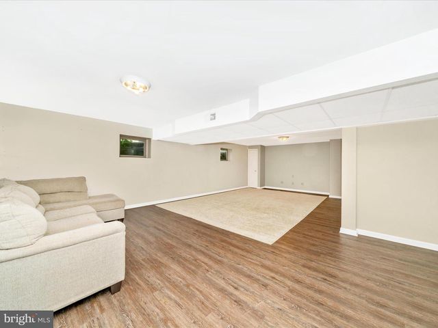 16815 CAVALRY DR, Williamsport, MD 21795