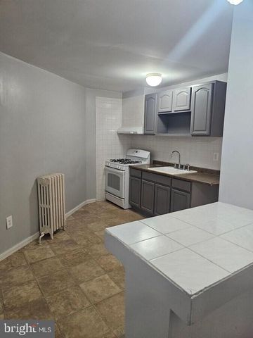 5615 UPLAND WAY, Philadelphia, PA 19131