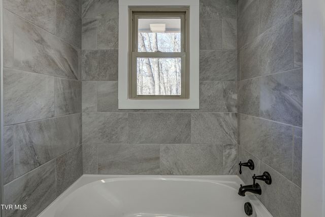 4407 Mitchell Road, Kingsport, TN 37664