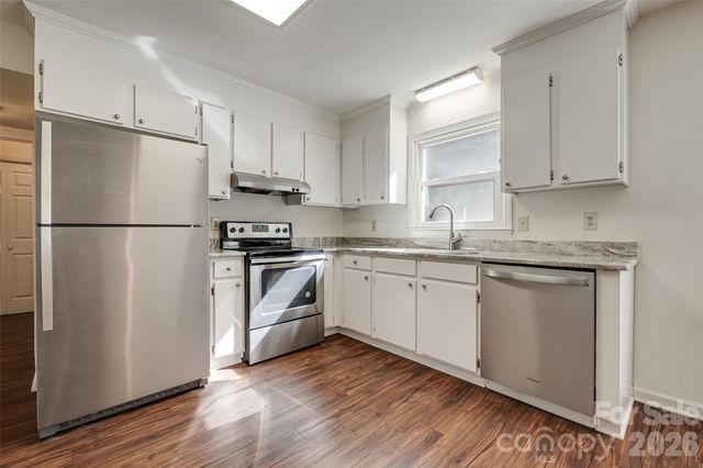 621 S Jackson Avenue, Waxhaw, NC 28173