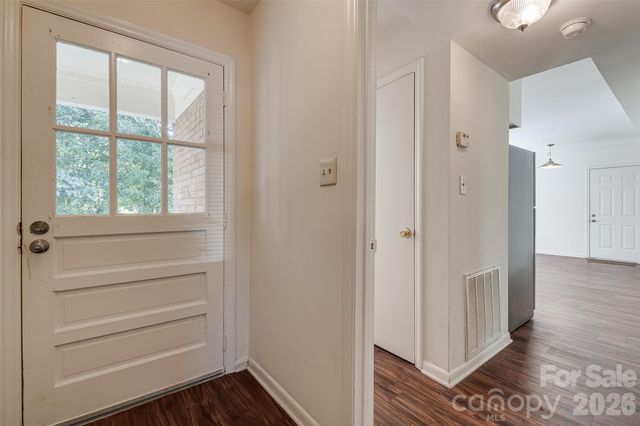 621 S Jackson Avenue, Waxhaw, NC 28173