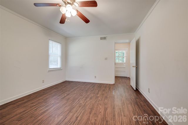 621 S Jackson Avenue, Waxhaw, NC 28173