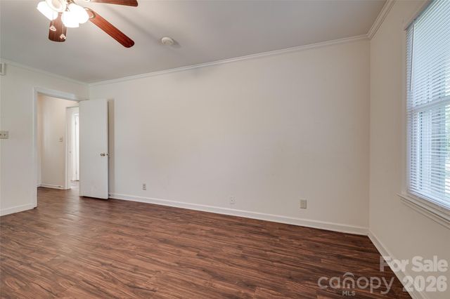621 S Jackson Avenue, Waxhaw, NC 28173
