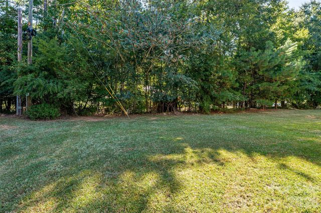 621 S Jackson Avenue, Waxhaw, NC 28173
