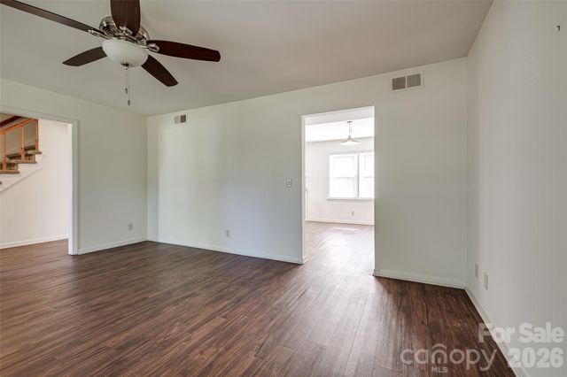 621 S Jackson Avenue, Waxhaw, NC 28173