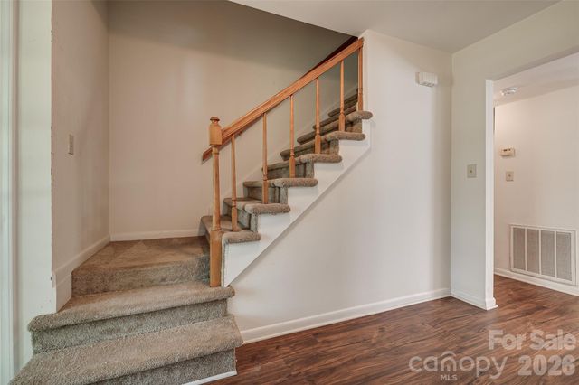 621 S Jackson Avenue, Waxhaw, NC 28173