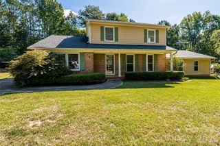 621 S Jackson Avenue, Waxhaw, NC 28173