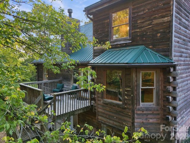 720 Cane Creek Road, Fletcher, NC 28732