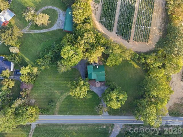 720 Cane Creek Road, Fletcher, NC 28732