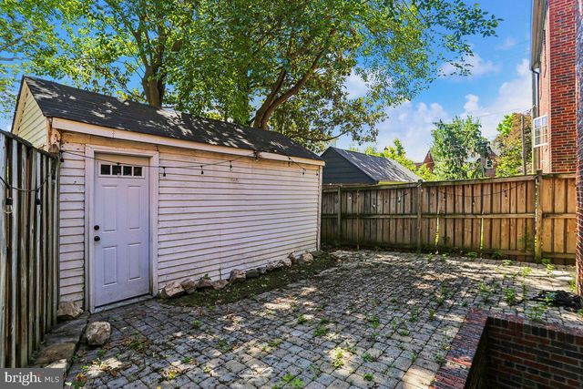 6105 5TH ST NW, Washington, DC 20011