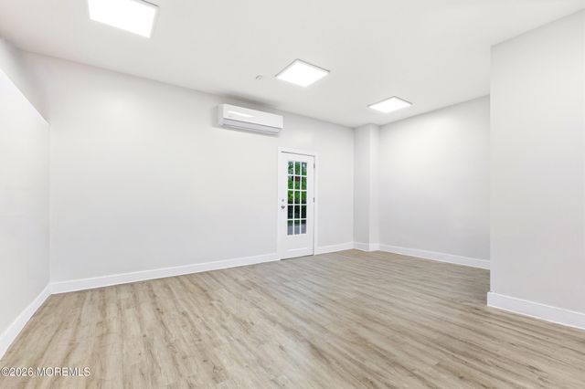 11 Mills Lane, Jackson, NJ 08527