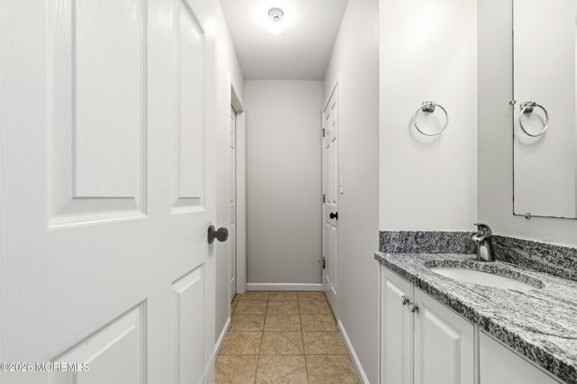 11 Mills Lane, Jackson, NJ 08527