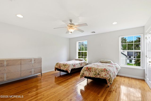 11 Mills Lane, Jackson, NJ 08527