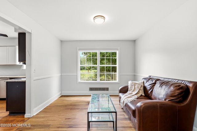 11 Mills Lane, Jackson, NJ 08527