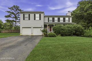 11 Mills Lane, Jackson, NJ 08527