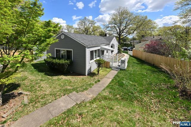 23 Hamil Court, Clifton, NJ 07013