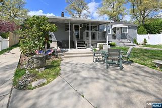 23 Hamil Court, Clifton, NJ 07013