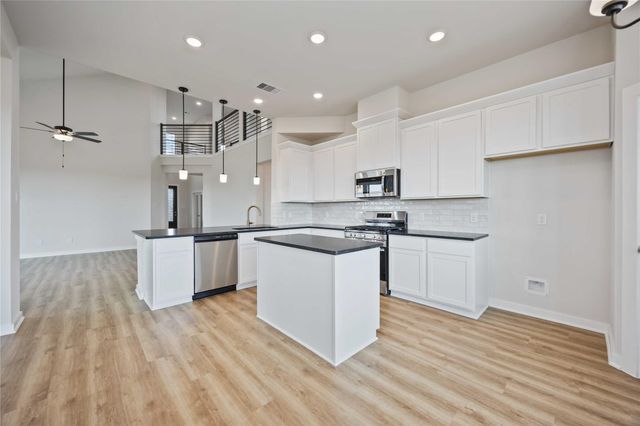 6711 Pelican Lane, Beasley, TX 77417