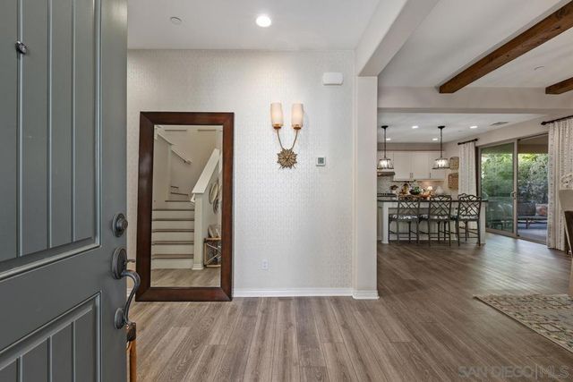 230 Reserve Court, San Marcos, CA 92078