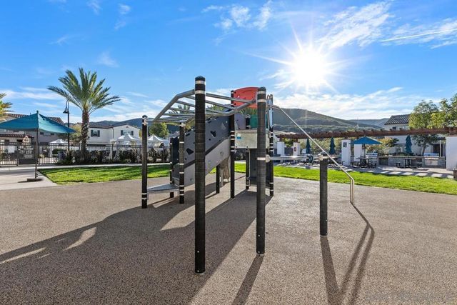 230 Reserve Court, San Marcos, CA 92078