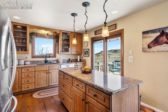 12360 Mesa View Road, Larkspur, CO 80118